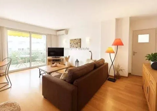 Appartement 2 pièces 53 m² 