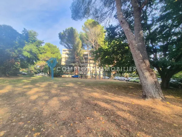 Appartement 5 pièces 107 m² 