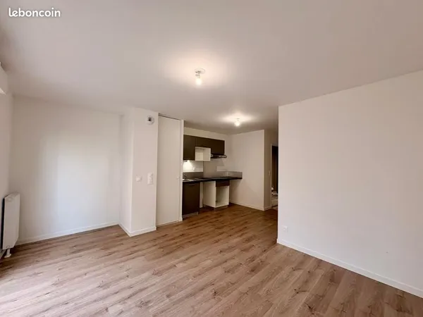 Appartement 1 pièce 28 m² 