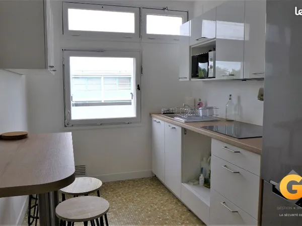 Appartement 1 pièce 76 m² 