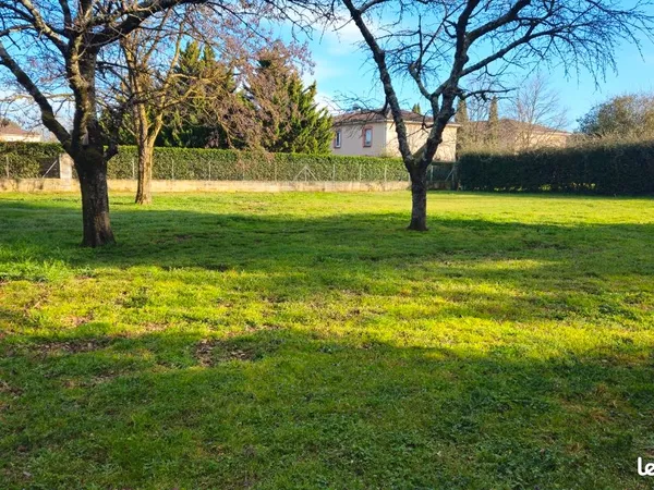 Terrain viabilisé 1000m2 