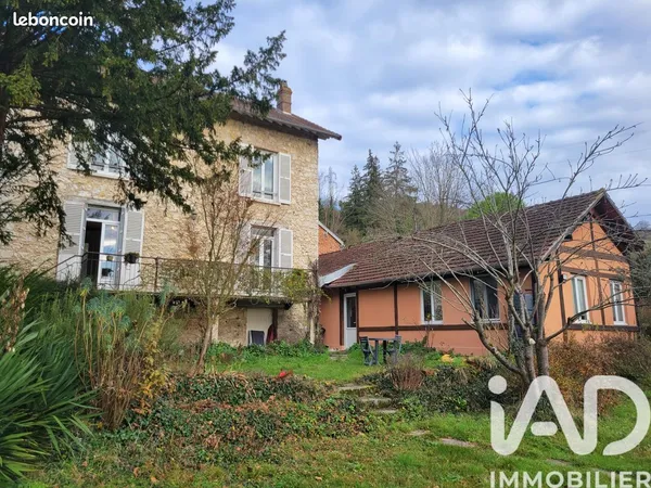 Propriété 11 pièces 230 m² 