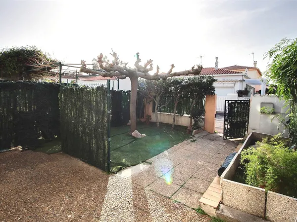 ACHAT - ST CYPRIEN PLAGE - VILLA COMPOSE DE 3 APPARTEMENTS 