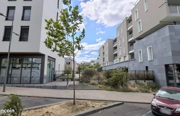 Local commercial 95 m² 