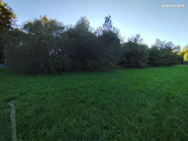 Terrain 690 m² Salaunes 