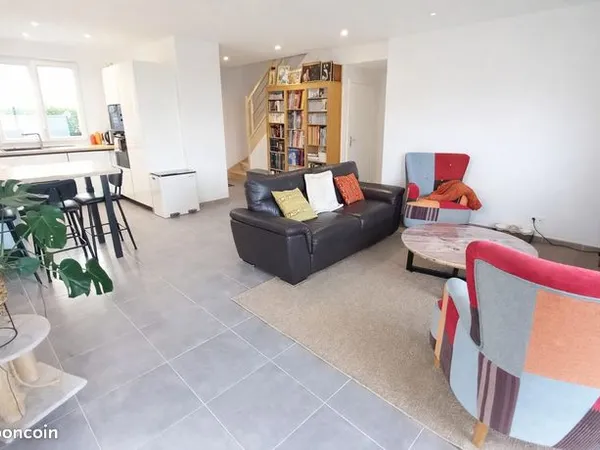 Maison 6 pièces 105 m² 