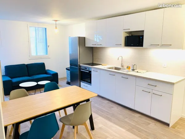 Grande chambre de 14,5m2 et grand placard colocation Champs sur Marne 