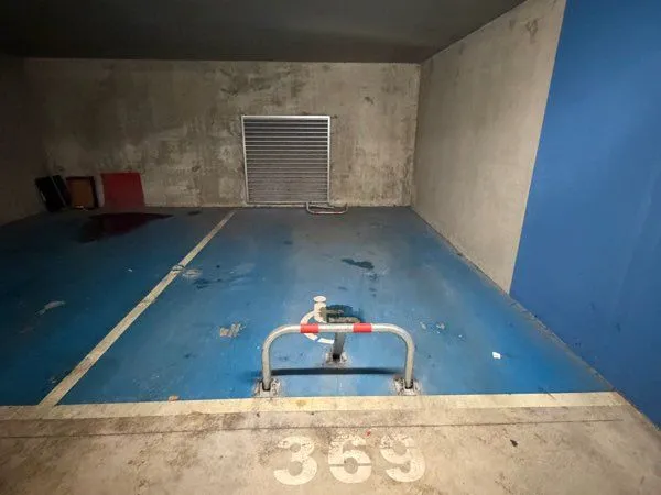 Grand Parking sous-sol à louer Cronenbourg 