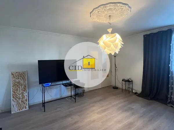 Appartement 4 pièces 81 m² 