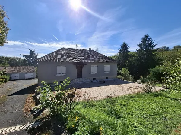 Agréable maison sur joli parc 