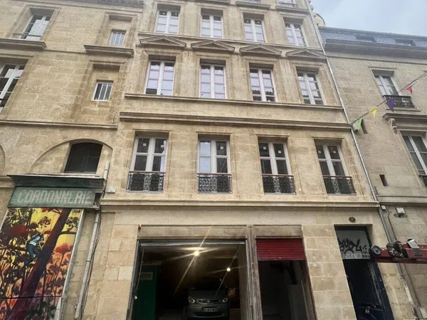 Appartement 3 pièces 74 m² 