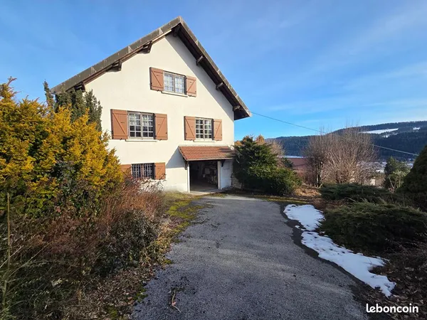 Maison 7 pièces 147 m² 