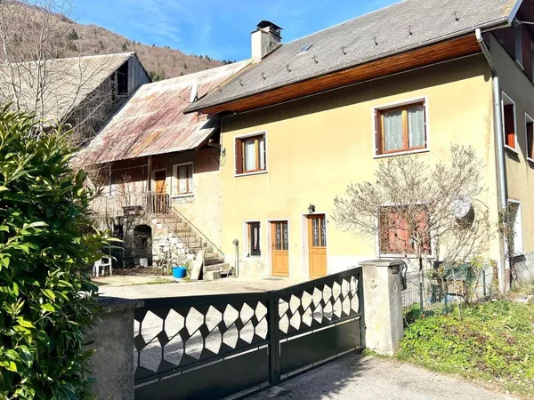 Maison 5 pièces 142 m² 