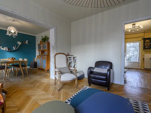 STRASBOURG Neuhof - Maison 5 pièces de 129m2 sur un terrain 