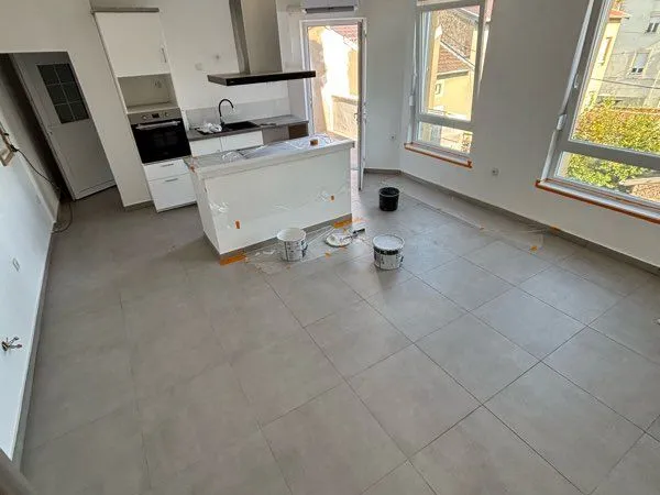 APPARTEMENT T3 de 63m2 avec terrasse 