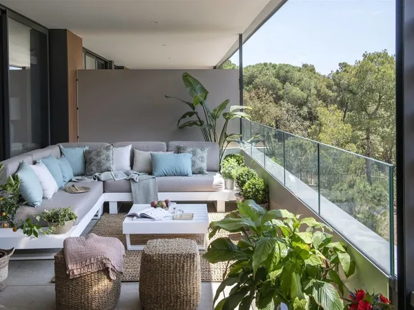 Coup de coeur : superbe T4 lumineux avec terrasse, double exposition et ascenseur ! 