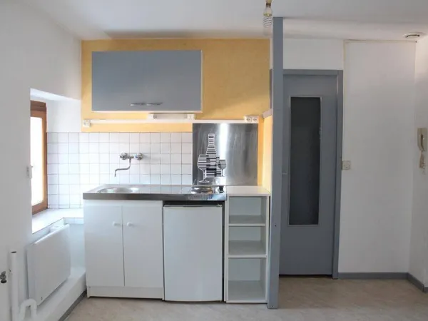Studio 1 pièce 29 m² 