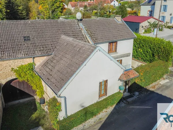 Maison 5 pièces/3 chambres 104 m2 terrain 245 m2 