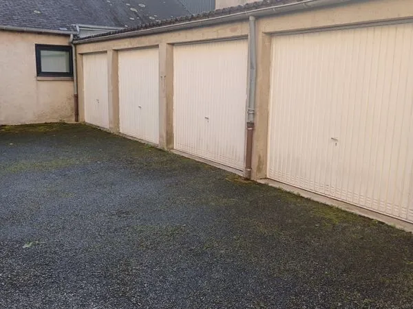 Garage à louer centre ville de Guéret 