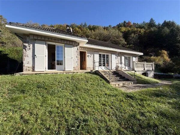 Maison de plain-pied 4 pièces 105 m² 