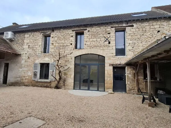 Maison 9 pièces 216 m² 