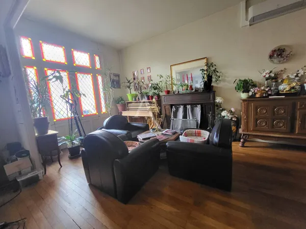 Maison 7 pièces 346 m² 
