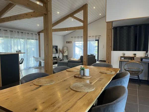MAISON 3 CHAMBRES DE + DE 136M2 + GARAGE 