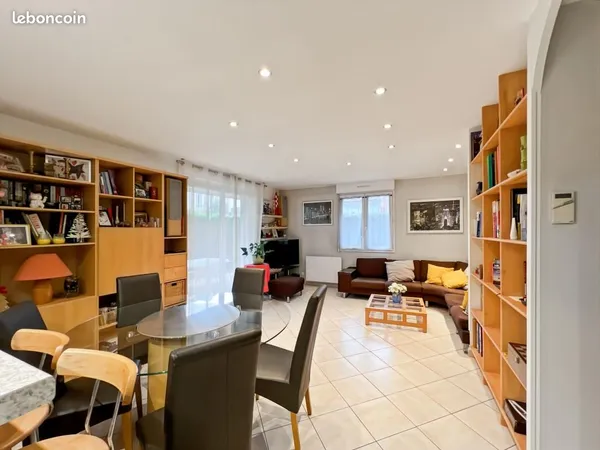 Appartement 3 pièces 67 m² 