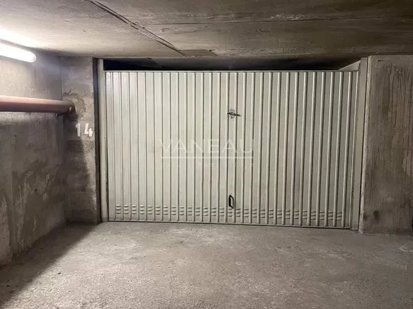 Parking 35 m² 
