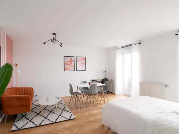 Appartement 1 pièce 15 m² 