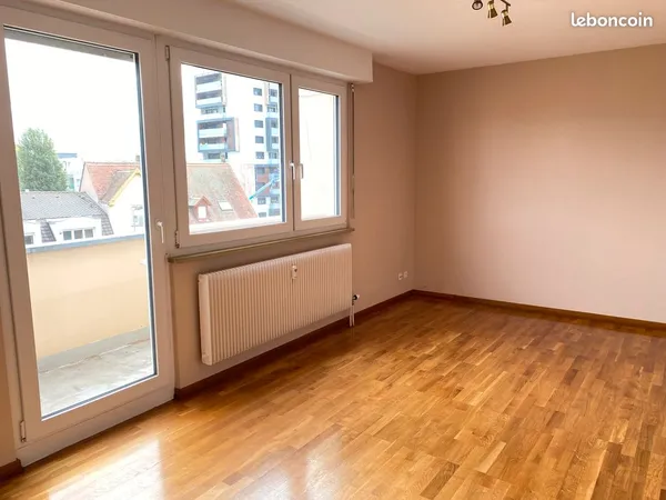 Beau et lumineux F4 avec balcon 