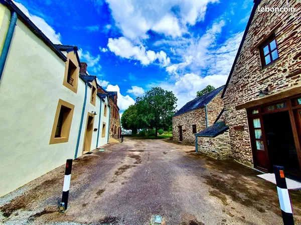 Maison 16 pièces 352 m² 