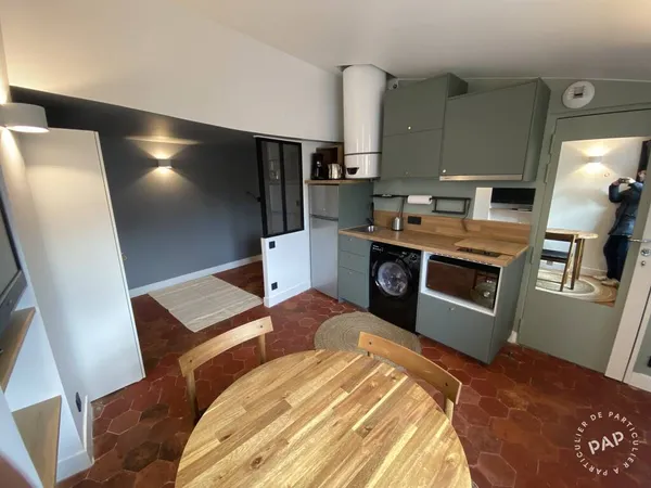 Studio 1 pièce 17 m² 