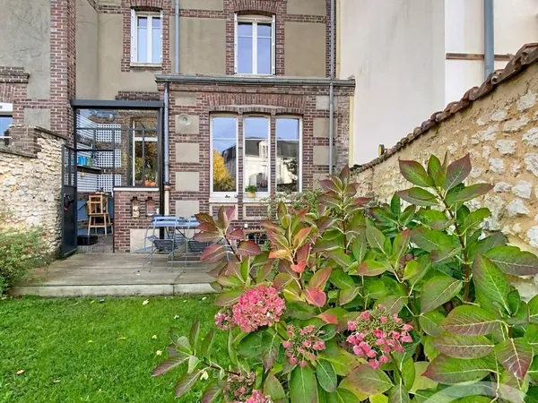 Maison 5 pièces 136 m² 