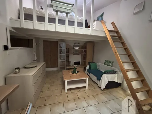 Studio 1 pièce 23 m² 