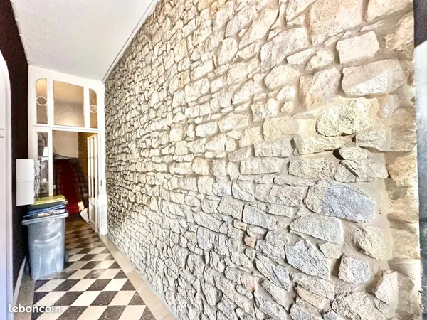 Immeuble 15 pièces 323 m² 