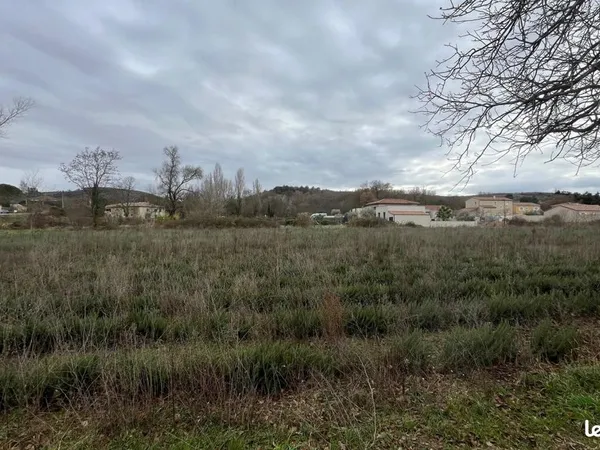 Terrain 400 m² Puygiron 