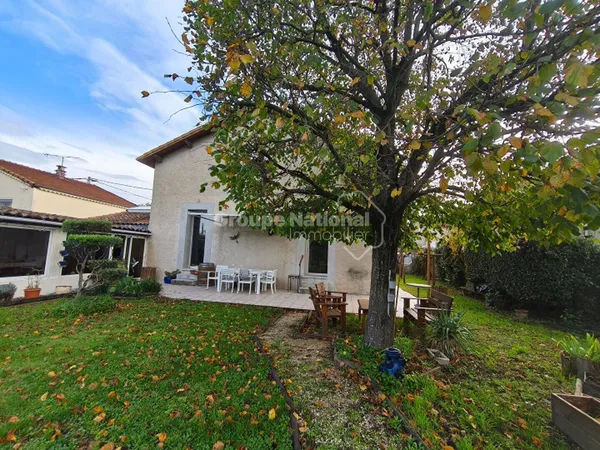 Maison 7 pièces 164 m² 