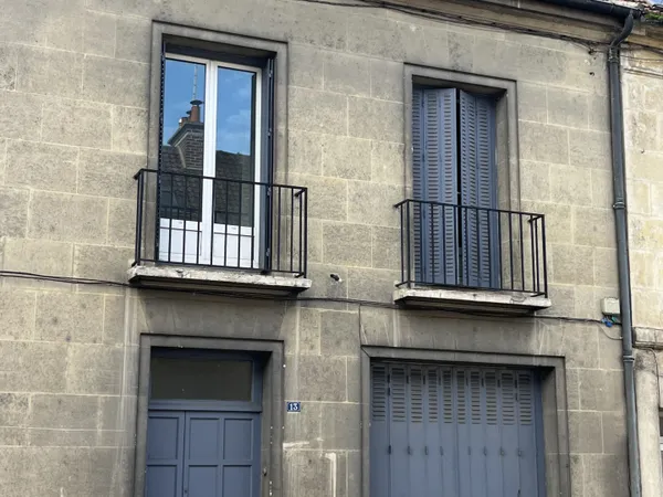 Maison actuellement louée 820 EUR par mois, vendue occupée (I 