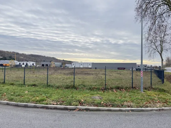 Terrain 1370 m² 