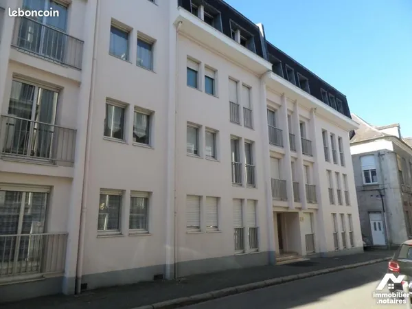 Studio 1 pièce 22 m² 
