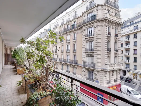 Appartement 3 pièces 77 m² 