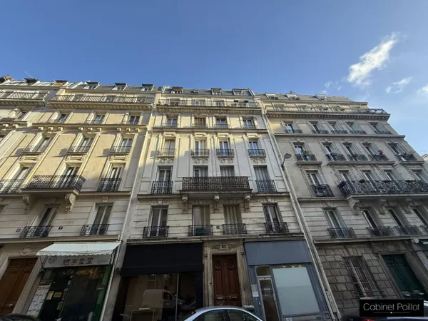 Appartement 1 pièce 14 m² 