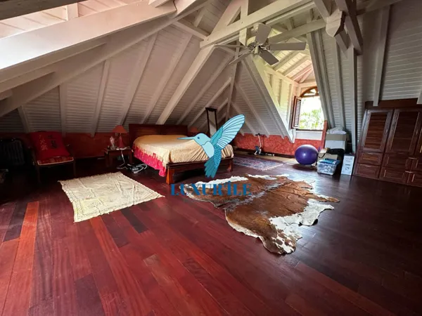 Maison 8 pièces 178 m² 