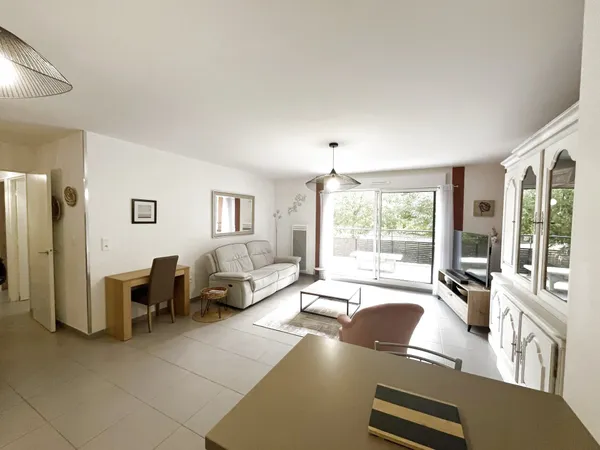 A Vendre - T3 avec garage dans résidence de standing 