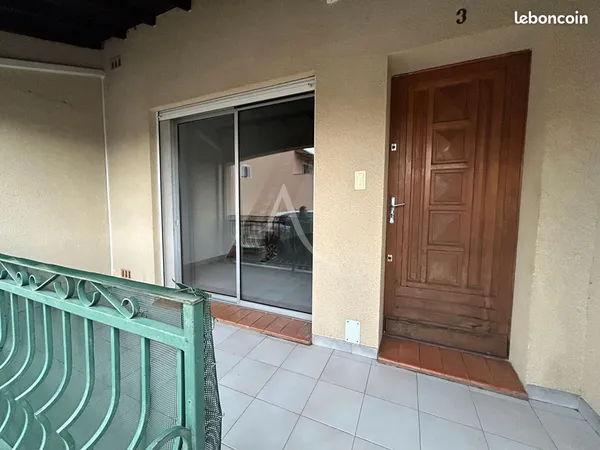 Studio 1 pièce 35 m² 