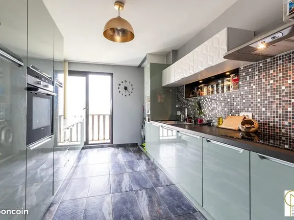 Appartement 5 pièces 125 m² 