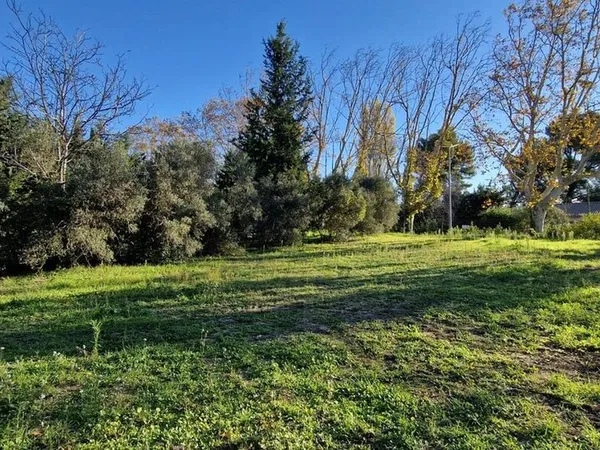 Terrain 299 m² Maussane Les Alpilles 