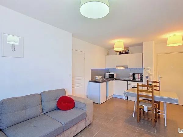 Studio 1 pièce 26 m² 