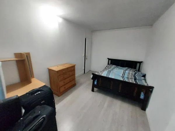 Studio 1 pièce 9 m² 